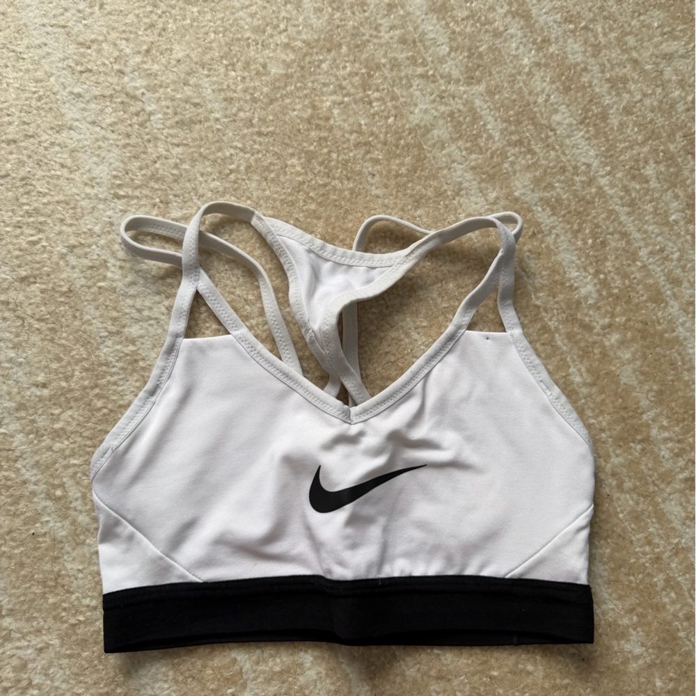 Nike Women's White and Black Sports Bra